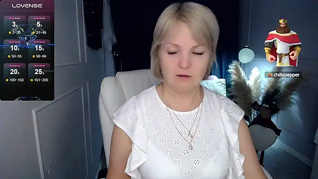 Juarnea online show from March 18, 8:37 pm