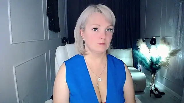 Juarnea online show from November 12, 8:59 am