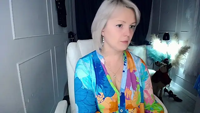 Juarnea online show from January 12, 1:27 pm