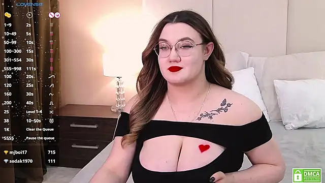 Snapshot of Nancy_Mooree chatting on February 3, 7:52 pm Nancy Mooree online show from February 3, 7:52 pm