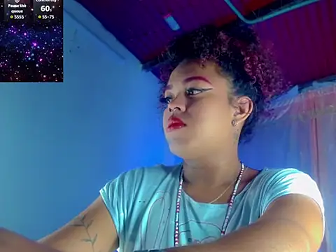 KayleighDreams  online show from October 1, 11:44 pm