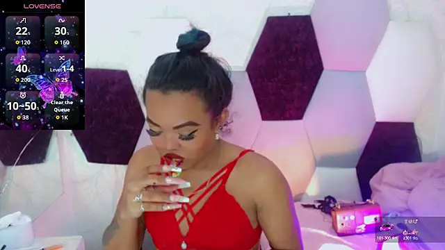 KayleighDreams  online show from February 11, 4:50 am