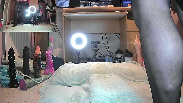 ClairTS online show from December 21, 12:16 pm