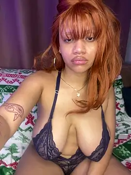 Snapshot of Charlotee_ chatting on December 26, 10:26 am Charlotee  online show from December 26, 10:26 am