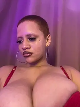 Snapshot of Charlotee_ chatting on January 26, 6:59 am Charlotee  online show from January 26, 6:59 am