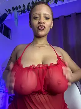 Snapshot of Charlotee_ chatting on February 9, 6:01 am Charlotee  online show from February 9, 6:01 am