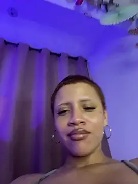 Snapshot of Charlotee_ chatting on February 22, 6:50 am Charlotee  online show from February 22, 6:50 am