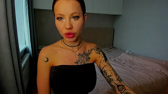 Patricia bloom online show from October 16, 2:23 am