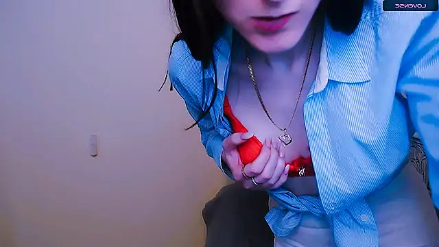 AmandaSell online show from February 10, 11:15 am