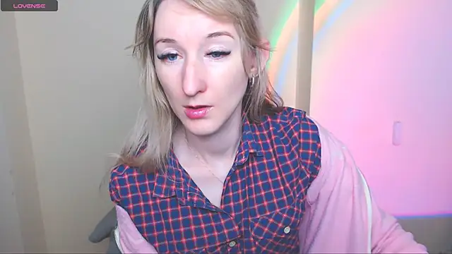 AmandaSell online show from June 3, 6:49 am