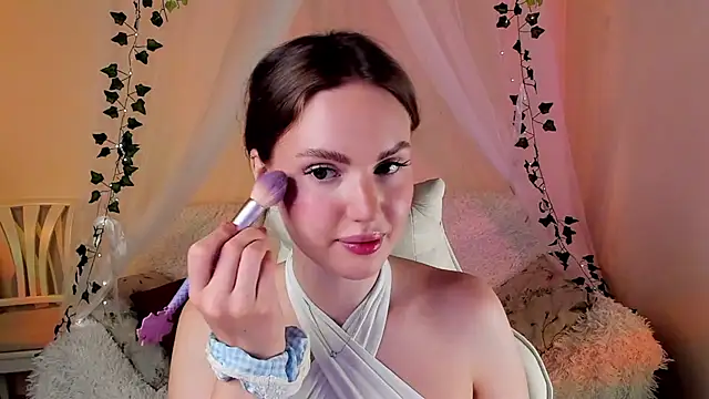 MishkaMe online show from November 4, 4:50 pm