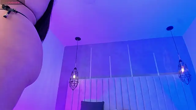 pamelaa vega online show from September 15, 12:05 pm