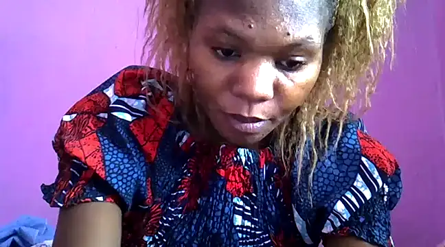 Snapshot of Cute_tamara chatting on December 26, 9:01 am Cute tamara online show from December 26, 9:01 am