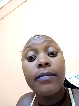 Snapshot of Cute_tamara chatting on November 10, 10:31 pm Cute tamara online show from November 10, 10:31 pm