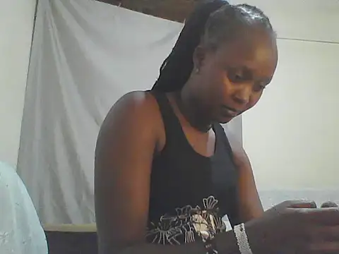 Snapshot of Cute_tamara chatting on April 18, 7:07 pm Cute tamara online show from April 18, 7:07 pm