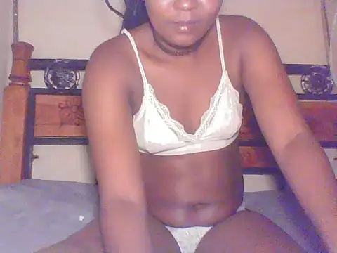 Snapshot of Cute_tamara chatting on May 7, 7:52 pm Cute tamara online show from May 7, 7:52 pm