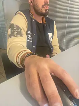 giorgakaci69 online show from February 23, 11:40 am