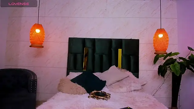 Taiissa  online show from March 1, 10:21 pm