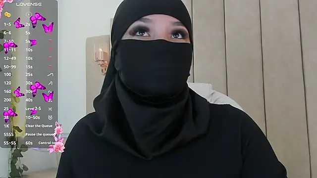 nashi ra online show from October 16, 7:15 pm