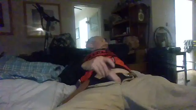 Snapshot of den-rock4u chatting on November 27, 2:19 pm den-rock4u online show from November 27, 2:19 pm