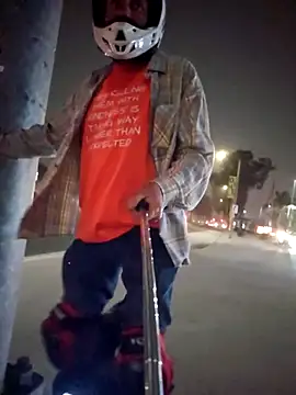 Snapshot of den-rock4u chatting on December 20, 5:36 am den-rock4u online show from December 20, 5:36 am