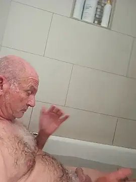 Snapshot of den-rock4u chatting on February 12, 1:44 am den-rock4u online show from February 12, 1:44 am