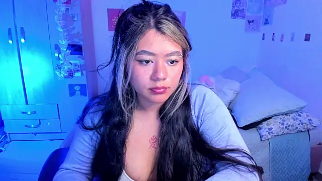 StephaniFox online show from March 5, 12:38 am