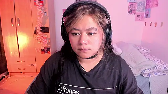 StephaniFox online show from March 11, 12:33 am