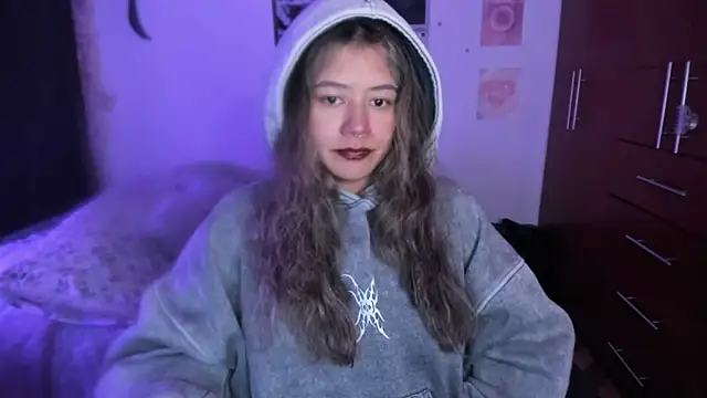 StephaniFox online show from March 22, 12:36 am