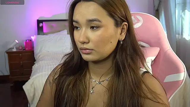 immahawaii online show from November 16, 3:23 am