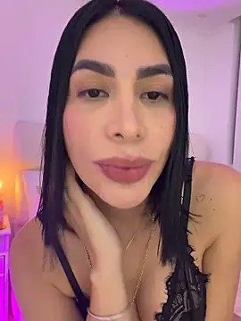 Snapshot of Dj_scarlettmorreti chatting on April 5, 1:03 am Dj scarlettmorreti online show from April 5, 1:03 am