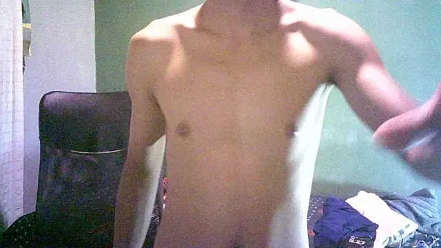 Snapshot of Luchitodiaz6969 chatting on November 9, 6:12 am Luchitodiaz6969 online show from November 9, 6:12 am