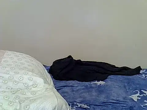 Snapshot of heather_savage chatting on February 3, 11:26 pm heather savage online show from February 3, 11:26 pm