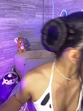 Bubalu Uwwu online show from November 5, 4:12 am