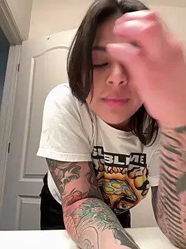 miacanela xo online show from February 10, 3:35 am