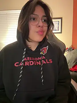 miacanela xo online show from February 17, 7:15 am