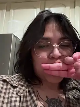 miacanela xo online show from March 1, 1:11 am