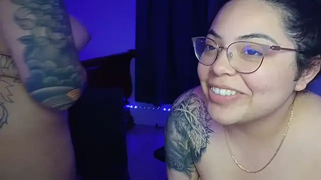 miacanela xo online show from November 5, 2:00 am