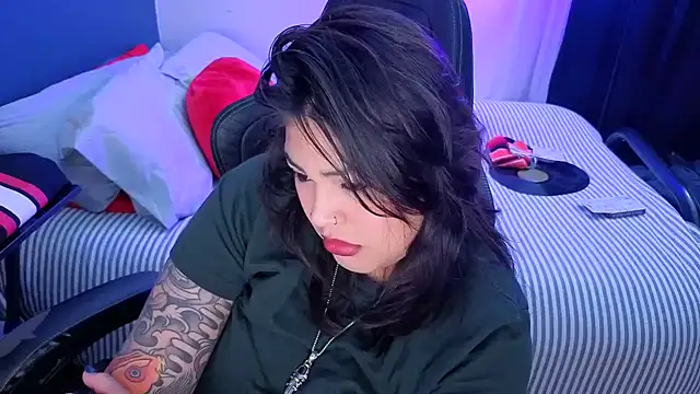 miacanela xo online show from February 17, 1:46 am