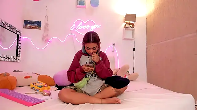 lilith horny online show from March 19, 5:41 am