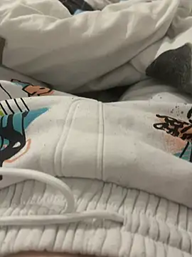 Snapshot of bdsm19 chatting on February 5, 8:35 pm bdsm19 online show from February 5, 8:35 pm