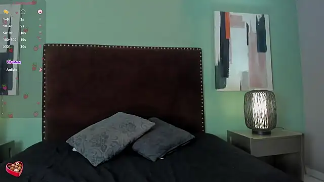 Tamaraakins online show from February 9, 12:30 pm