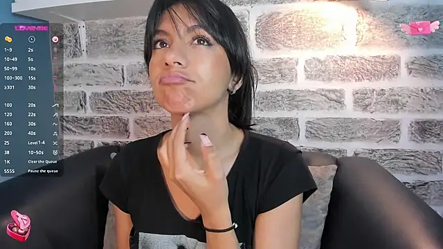 Tamaraakins online show from February 24, 8:47 pm