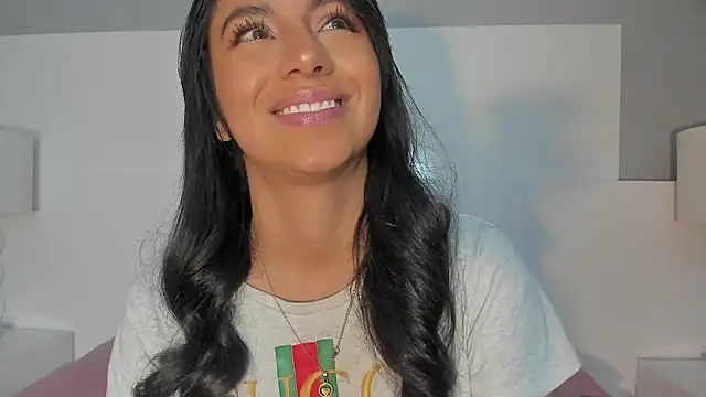 Tamaraakins online show from March 22, 3:42 pm