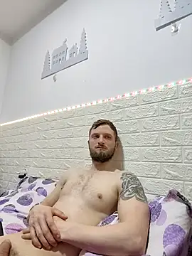 Snapshot of colin_hopex chatting on April 9, 6:52 am colin hopex online show from April 9, 6:52 am