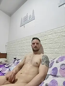 Snapshot of colin_hopex chatting on April 10, 3:45 am colin hopex online show from April 10, 3:45 am