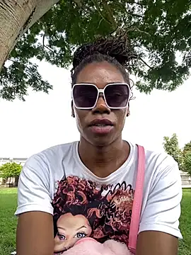 sweetsarabig22cm online show from March 3, 7:28 pm