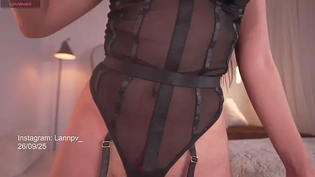 lanie   online show from September 26, 10:58 pm