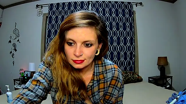 Snapshot of ZeelaXoXo chatting on January 10, 6:53 am ZeelaXoXo online show from January 10, 6:53 am