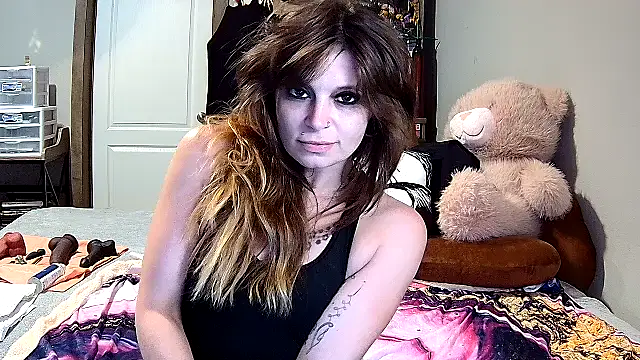 Snapshot of ZeelaXoXo chatting on February 22, 4:24 am ZeelaXoXo online show from February 22, 4:24 am